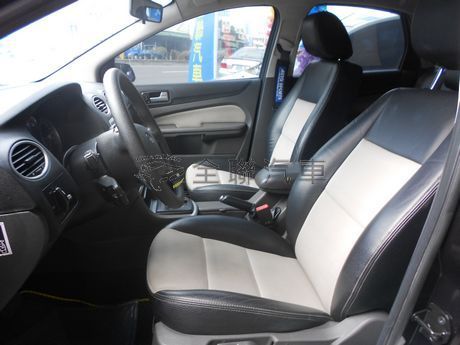 Ford 福特 Focus 2.0 5D 照片3