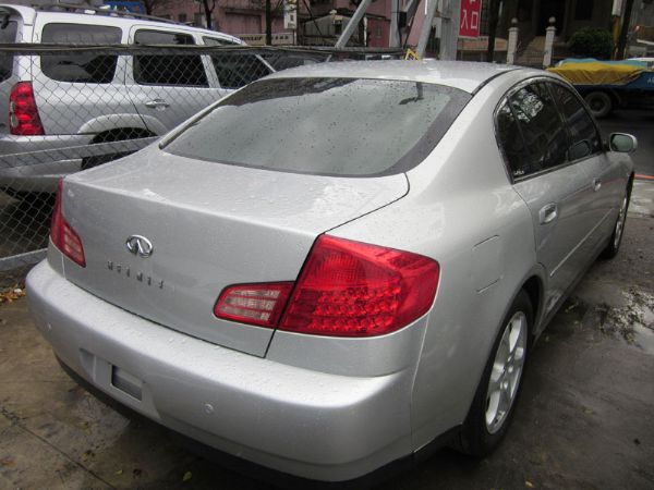 Infiniti G35 銀色 照片2