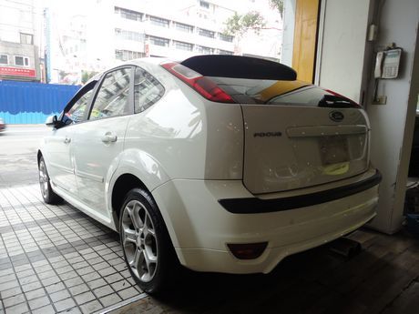 Ford 福特 Focus 2.0  照片10