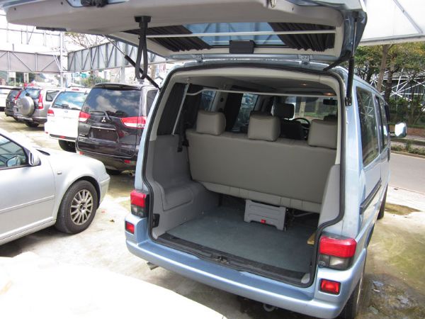 Vw Caravelle T4七人座 照片9