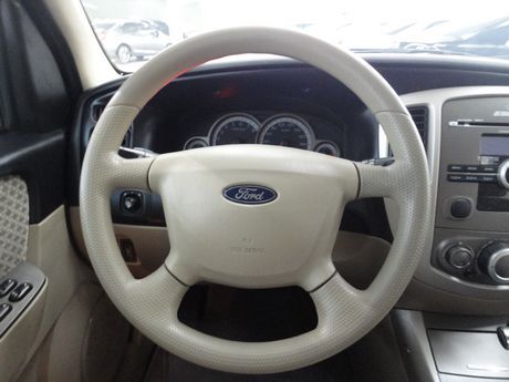 Ford 福特 Escape 照片4