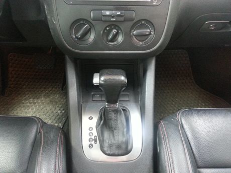 VW 福斯 Golf TDi 照片6