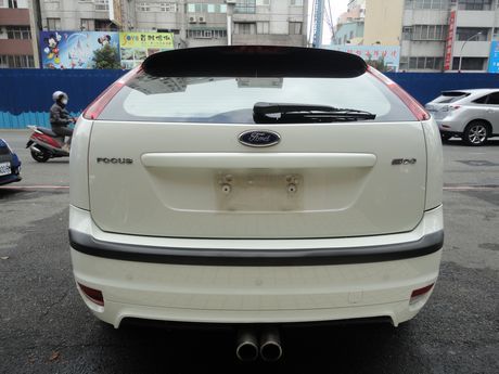 Ford 福特 Focus 2.0 照片10