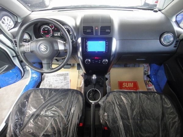 SUM聯泰汽車 2010年 SX4 照片2