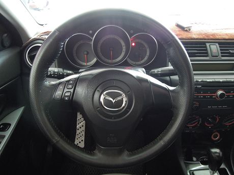 Mazda 馬自達 馬3S 照片5