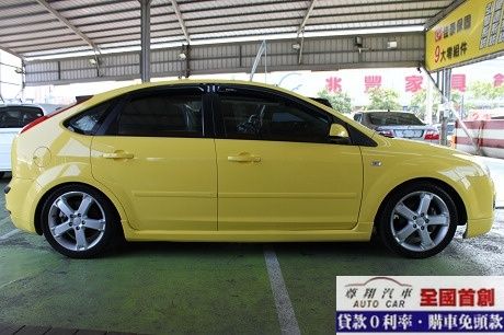 Ford Focus 5門 2.0 手排 照片7