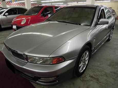 Mitsubishi 三菱 Galant 照片1