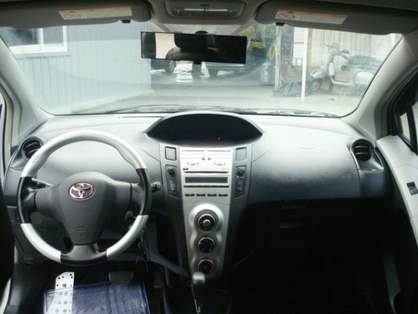 豐田 YARIS 07年 1.5銀 照片4