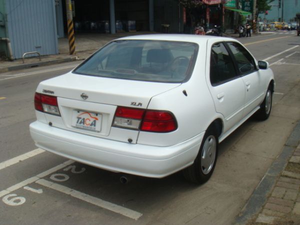 NISSAN SRNTER CE 照片2