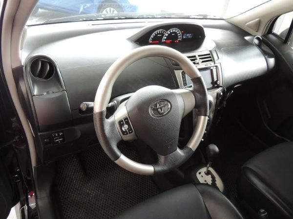  豐田 TOYOTA 亞力士 YARIS 照片7