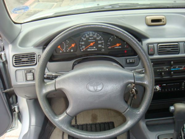 TOYOTA TERCEL 照片9