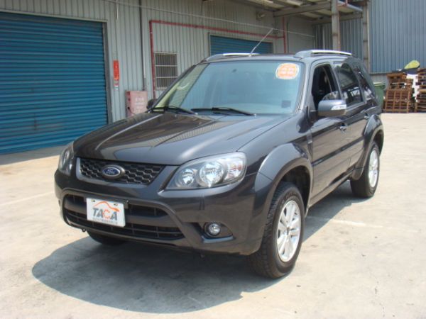 FORD ESCAPE 照片1