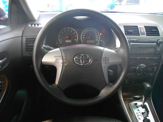 Toyota 豐田 Altis 照片5