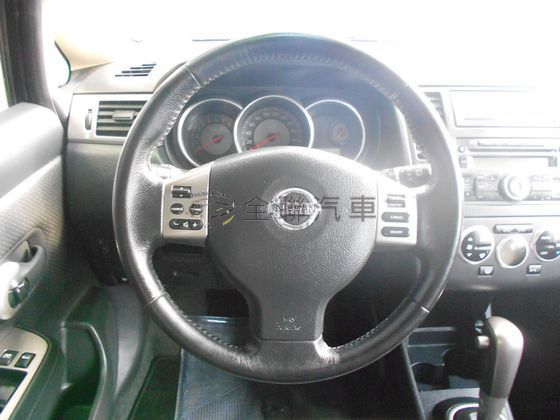 Nissan 日產 Tiida 照片5