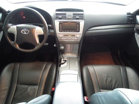 Toyota 豐田 Camry 照片2