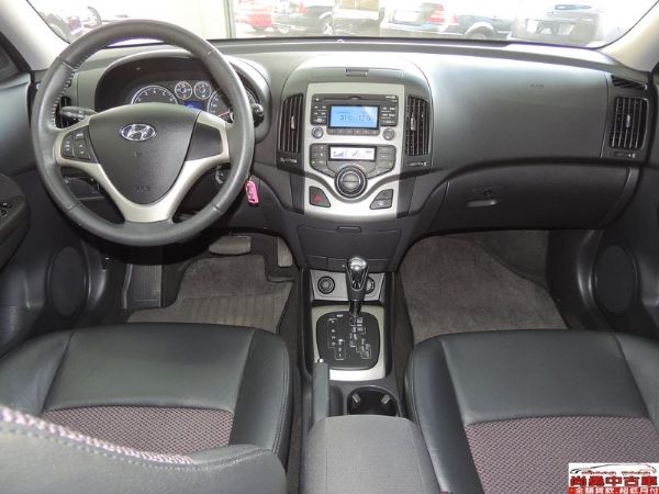 Hyundai 現代 I30 1.6 照片3