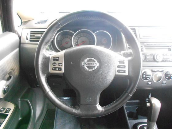 Nissan 日產 Tiida 照片5