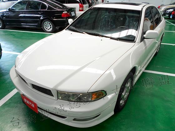 三菱 Galant 照片1