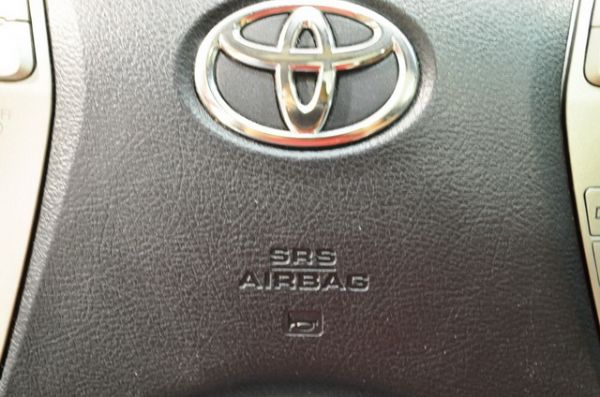 07 CAMRY 2.0 免頭款免保人 照片4