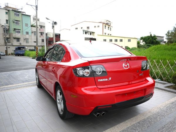 一手車 原廠保養 S版天窗 跑車黑內裝 照片4