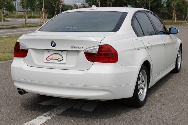 BMW 320 E90  2.0 白  照片10