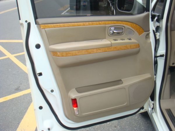 NISSAN SERENA Q-RV 照片3