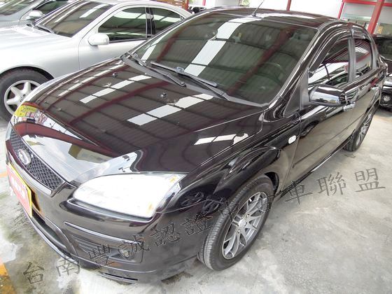 Ford 福特 Focus 1.8 照片1