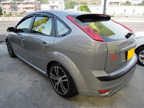 Ford 福特 Focus 2.0 照片10