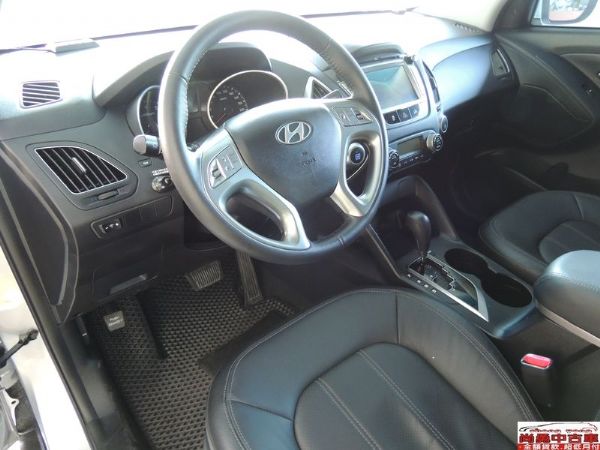  Hyundai 現代 IX35 2.0 照片4