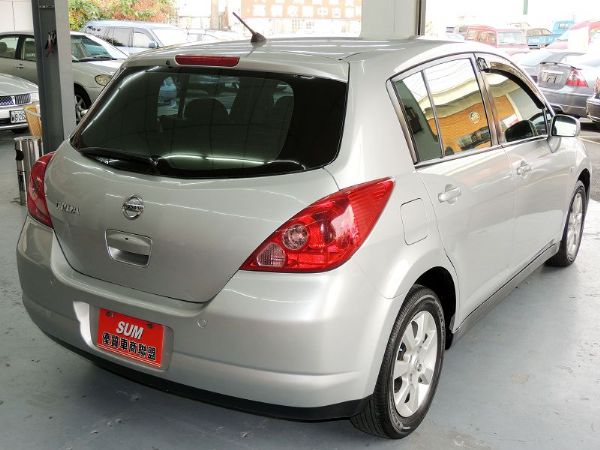  NISSAN日產 Tiida 鐵達  照片8