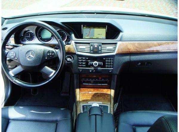 E350 BENZ 2011 高級轎跑  照片2