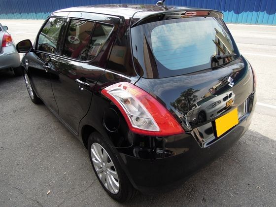 Suzuki 鈴木 Swift 照片10