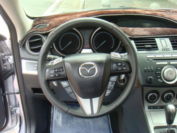 MAZDA 3 2.5 五門 照片9