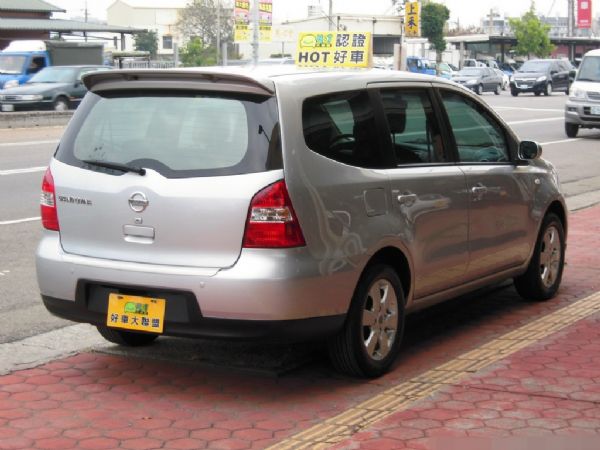 Nissan Livina 1.8L 照片9