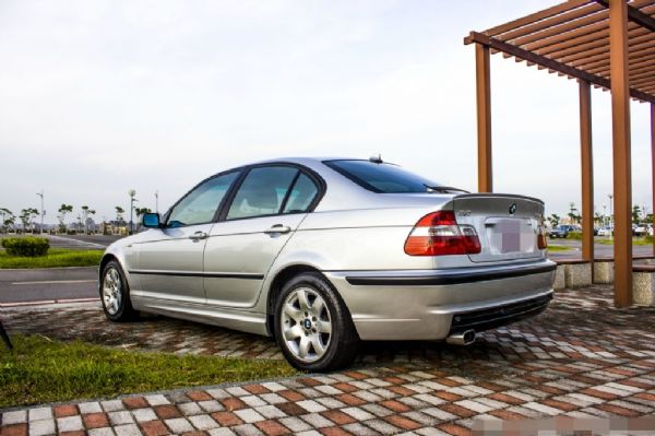 BMW 318 2.0L 照片5