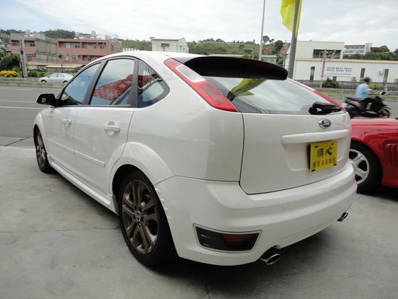 Ford 福特 Focus 2.0  照片10