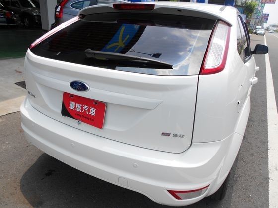 2010年 Ford 福特 Focus  照片10