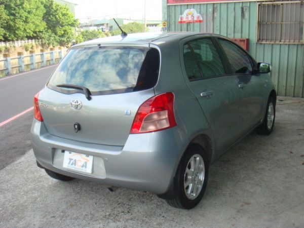 TOYOTA YARIS 照片2