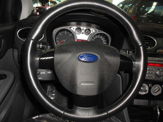 2010年  Ford Focus柴油 照片5