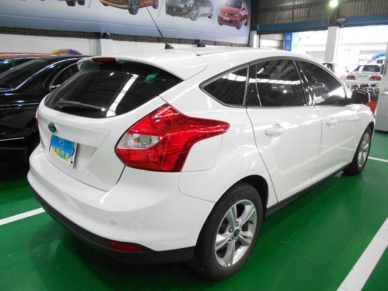 Ford 福特 Focus 1.6  照片10