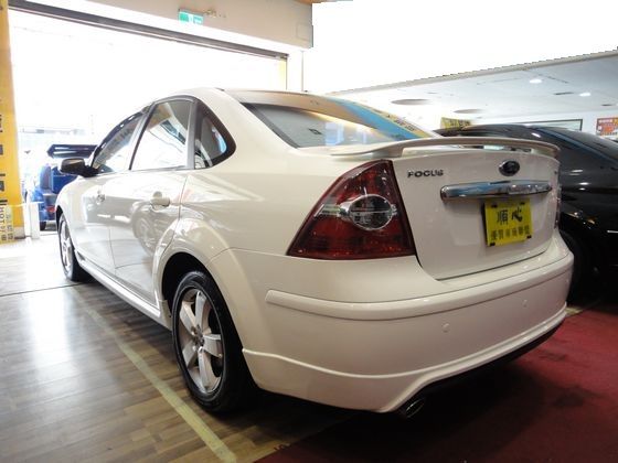 Ford 福特 Focus 1.8  照片10