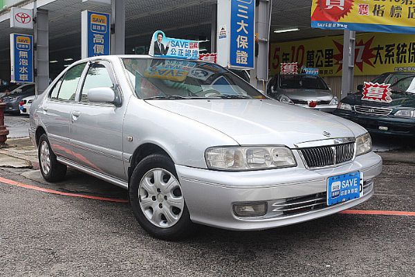 品皇 2001年 日產 HV 1.6 照片2