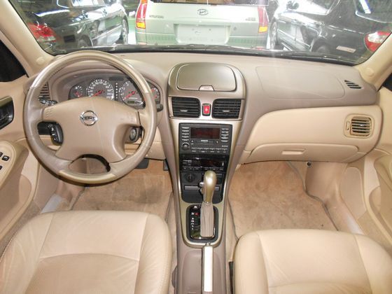 Nissan 日產 Sentra M1  照片2