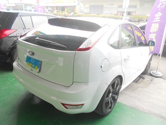 Ford 福特 Focus 1.8  照片10