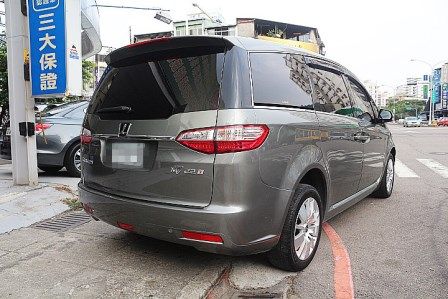 MPV 富士康汽車 納智捷 照片3