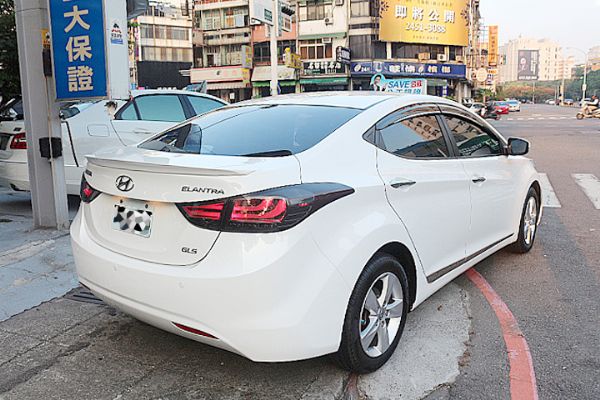 品皇 12年 現代 ELANTRA 魚眼 照片3