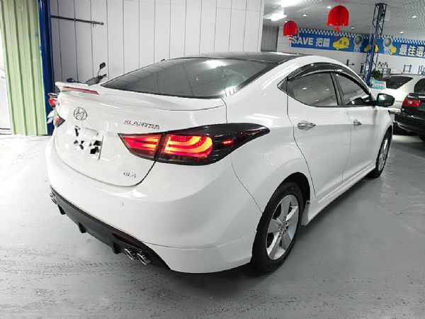 品皇 12年 現代 ELANTRA  照片3