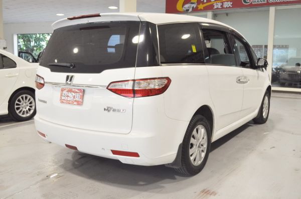 10 MPV 2.2 可全貸 照片2