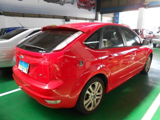 Ford 福特 Focus 1.8  照片10