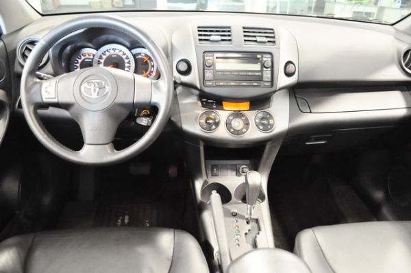 09 RAV4 2.4 可全貸 照片4